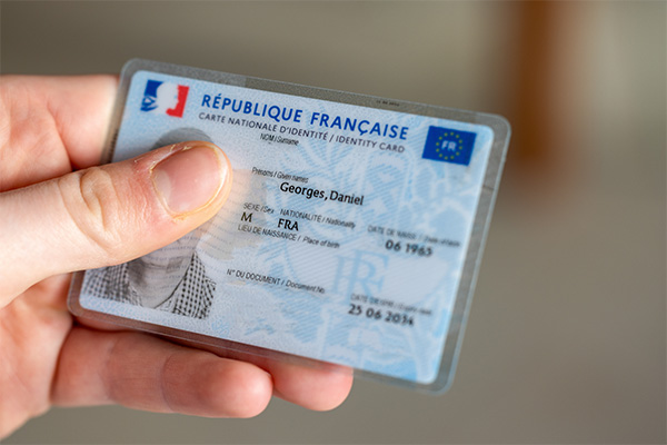 Carte d’Identité, Passeport et Identité Numérique