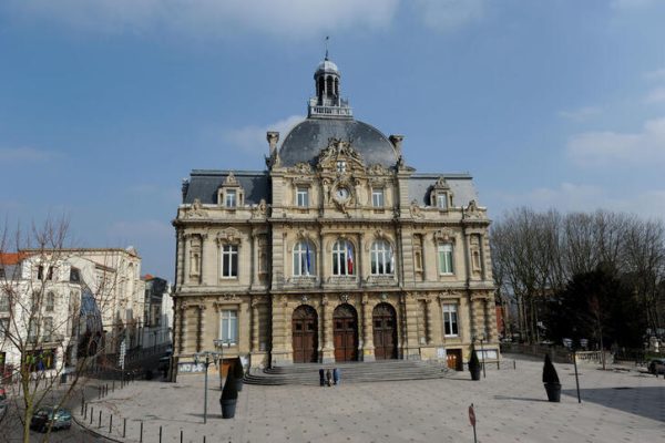 20150323hdv Pavis Des Arts Ed03 Preview Image Lead Child