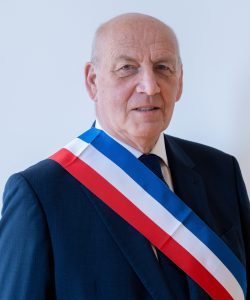 DESBONNET-scaled-rlb78m1odk0e5rdew9z6f7fay7zjuhmzlxsld0gzzs