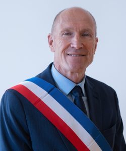 VANDECASTEELE-scaled-rlb7eih7a4371msuftsv2pth7awi632br58btjq0xk